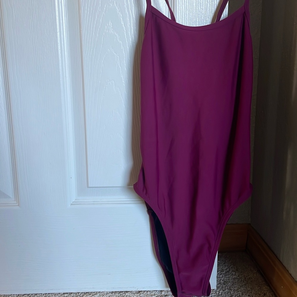 Jolyn swimsuit size 30